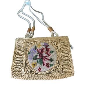 Vintage Raffia Boho straw handbag with Needlepoint Embroidery Embellishment